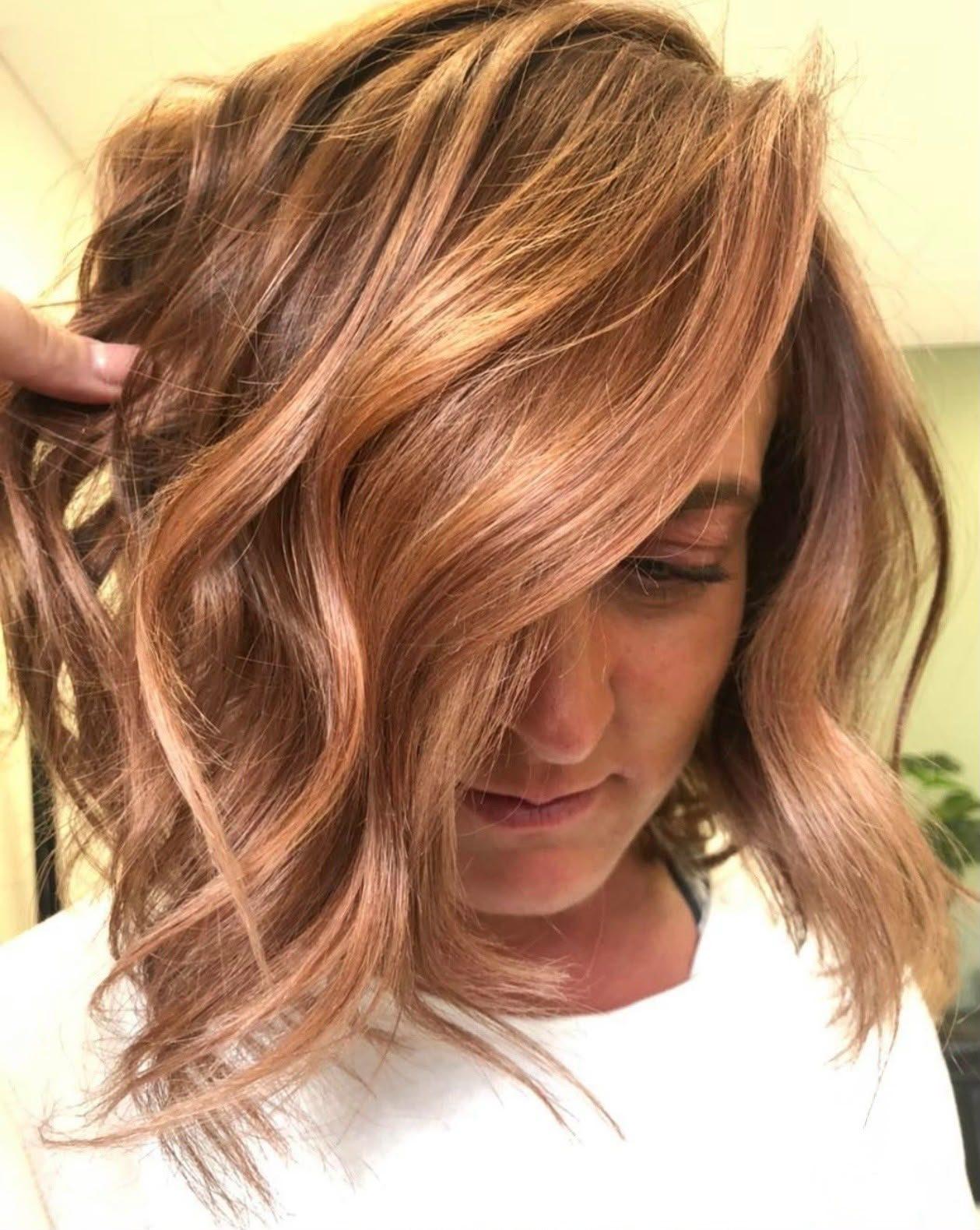 Caramel wavy bob
